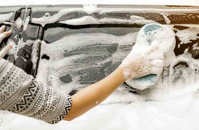 How-to-Get-Rid-Of-Water-Spots-on-Your-Car